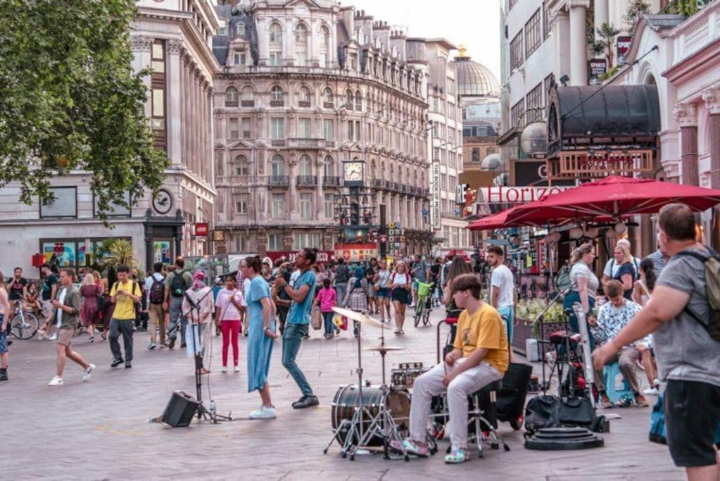 Chic Studio In Leicester Sqaure! London Bagian luar foto
